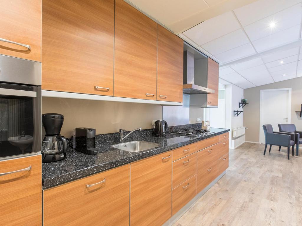 Comfort 6-Person Dog Bungalow In The Holiday Park Landal Heideheuvel Beekbergen Quarto foto