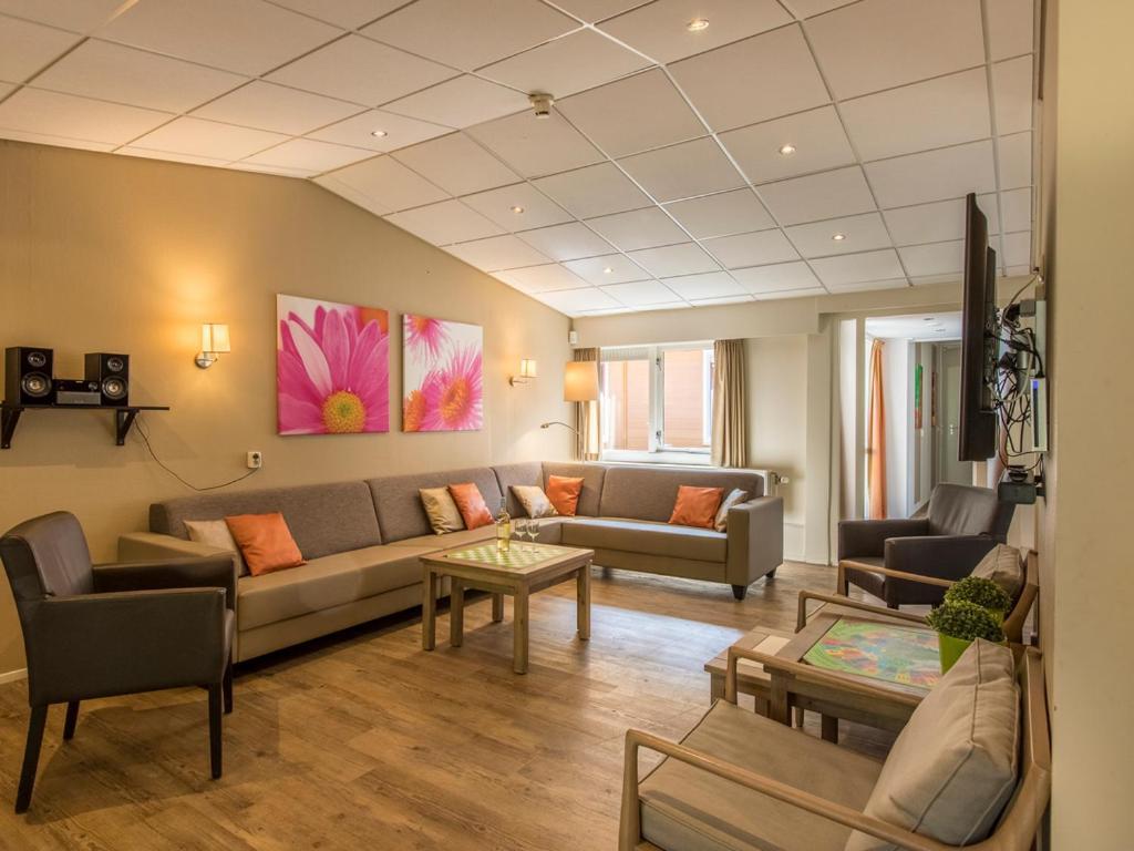 Comfort 6-Person Dog Bungalow In The Holiday Park Landal Heideheuvel Beekbergen Quarto foto
