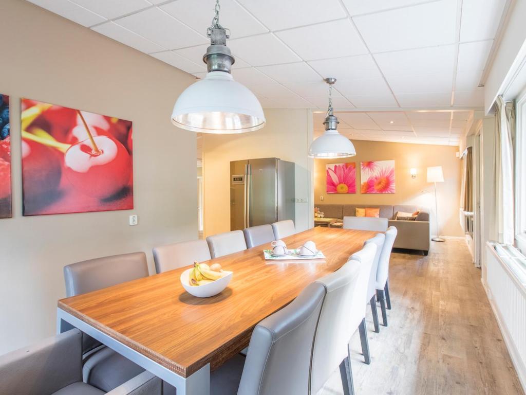 Comfort 6-Person Dog Bungalow In The Holiday Park Landal Heideheuvel Beekbergen Quarto foto