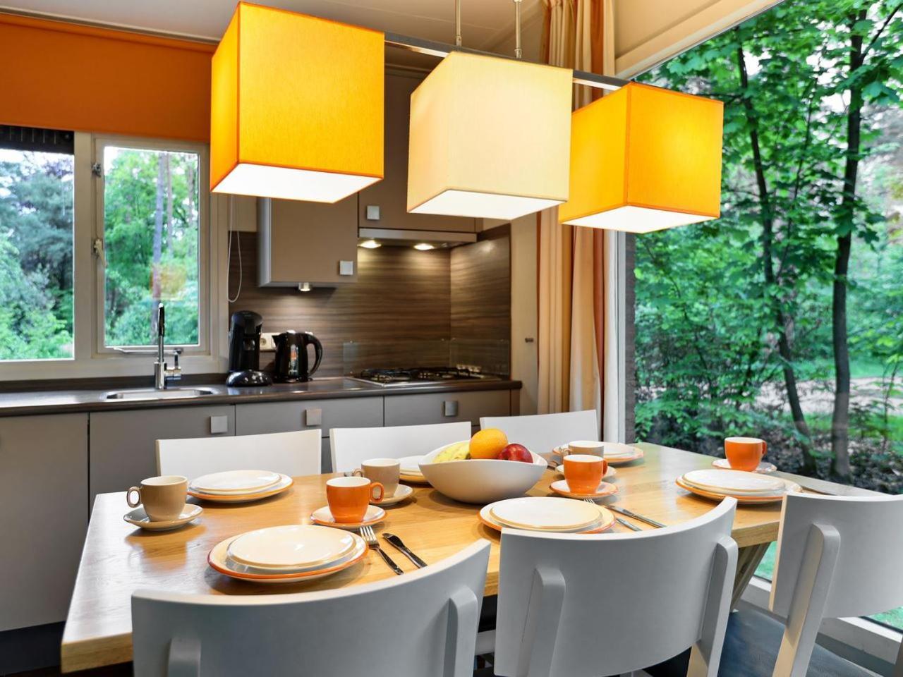 Comfort 6-Person Dog Bungalow In The Holiday Park Landal Heideheuvel Beekbergen Quarto foto